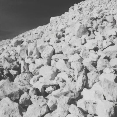 پیمانکاری معدن سنگ لاشه (کربنات کلسیم)